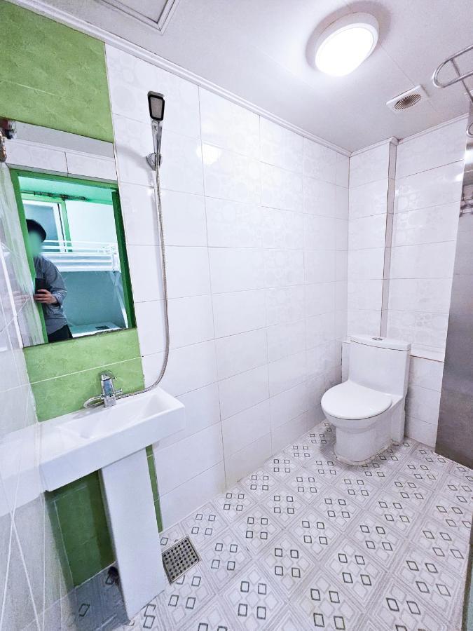 Travelers A Korea Hostel Сеул Экстерьер фото