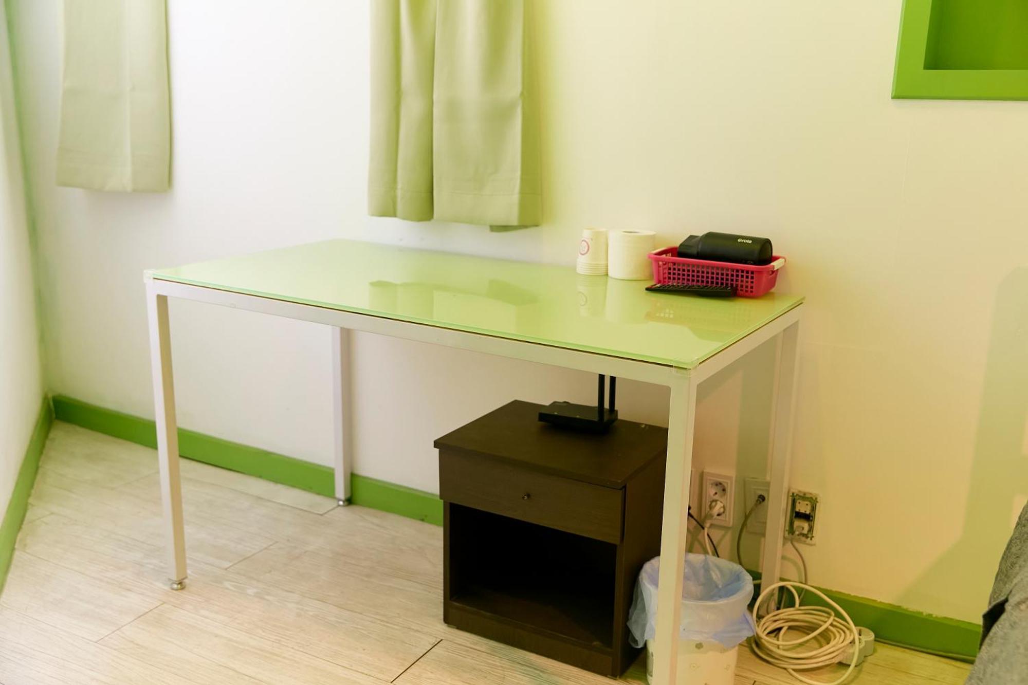 Travelers A Korea Hostel Сеул Экстерьер фото